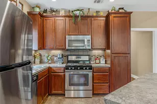 198 W Kelley Rd, Bastrop, TX 78602 - Photo 16