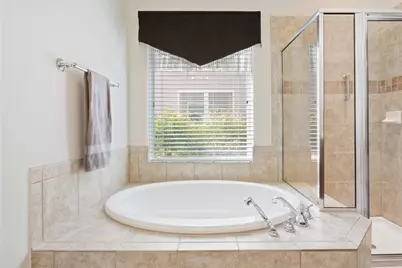 213 Fieldstone Drive, Georgetown, TX 78633 - Photo 20