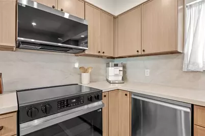 1304 Mariposa Drive #132, Austin, TX 78704 - Photo 8