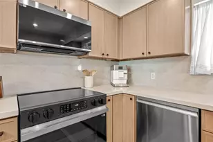1304 Mariposa Dr, Austin, TX 78704 - Photo 8