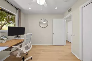 1304 Mariposa Dr, Austin, TX 78704 - Photo 18