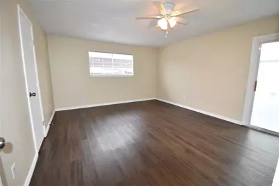 2000 Millay Drive, Austin, TX 78752 - Photo 10