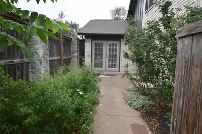 2000 Millay Drive, Austin, TX 78752 - Photo 34