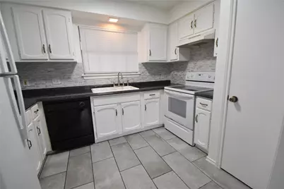 2000 Millay Drive, Austin, TX 78752 - Photo 4