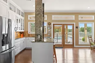 911 Oak Meadow Dr, Dripping Springs, TX 78620 - Photo 14