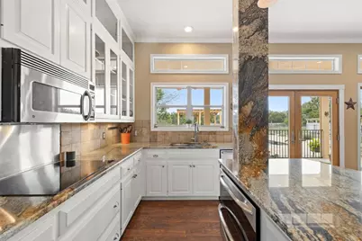 911 Oak Meadow Drive, Dripping Springs, TX 78620 - Photo 16