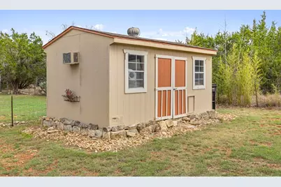 911 Oak Meadow Drive, Dripping Springs, TX 78620 - Photo 28