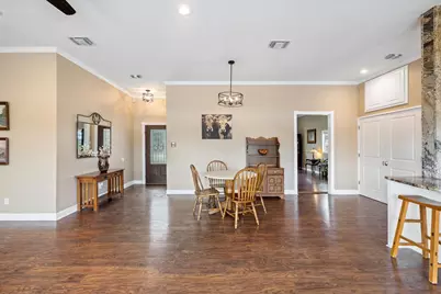 911 Oak Meadow Drive, Dripping Springs, TX 78620 - Photo 6