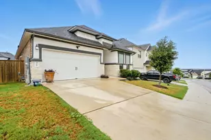 12704 Bloomington Dr, Austin, TX 78748 - Photo 2