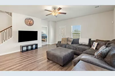 13720 Heartland Drive, Manor, TX 78653 - Photo 8