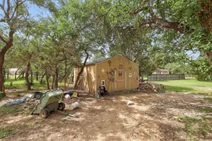 210 Buoy Cir, Georgetown, TX 78633 - Photo 32