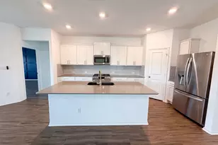 424 Wolf Springs Rd, Georgetown, TX 78628 - Photo 6