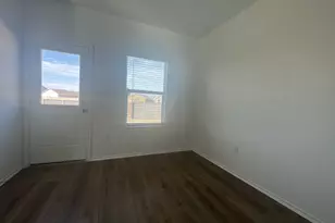 13721 Menard Wy, Elgin, TX 78621 - Photo 14