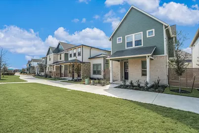 8208 Springsteen Drive, Austin, TX 78744 - Photo 2