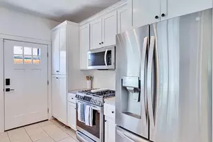 7308 Meador Ave, Austin, TX 78752 - Photo 12