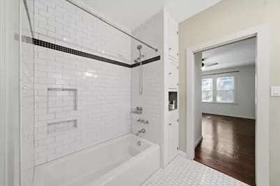 2407 Willow Street, Austin, TX 78702 - Photo 12