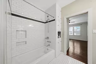 2407 Willow St, Austin, TX 78702 - Photo 12