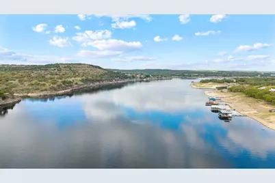 21307 Cardinal Avenue, Lago Vista, TX 78645 - Photo 18