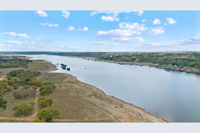 21307 Cardinal Avenue, Lago Vista, TX 78645 - Photo 20