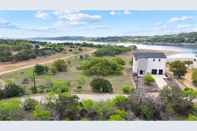 21307 Cardinal Avenue, Lago Vista, TX 78645 - Photo 22