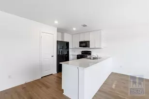 2213 Cyclone Dr, Lockhart, TX 78644 - Photo 6