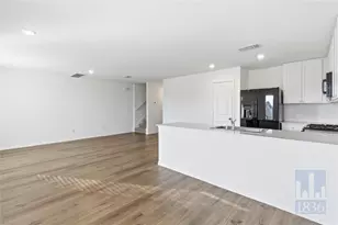 2213 Cyclone Dr, Lockhart, TX 78644 - Photo 4