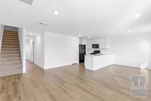 2213 Cyclone Dr, Lockhart, TX 78644 - Photo 2