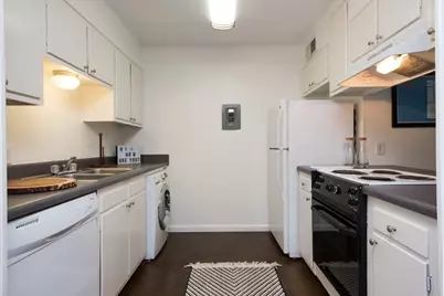 3914 Avenue D #201, Austin, TX 78751 - Photo 6