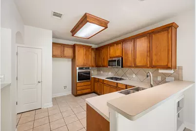 20712 Kearney Hill Road, Pflugerville, TX 78660 - Photo 10