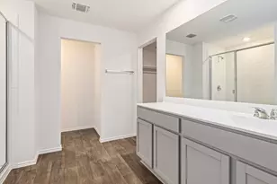 663 Ebbsfleet Dr, Uhland, TX 78640 - Photo 14