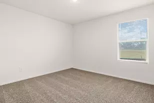 663 Ebbsfleet Dr, Uhland, TX 78640 - Photo 18