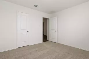 663 Ebbsfleet Dr, Uhland, TX 78640 - Photo 24