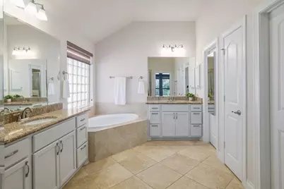 173 Santa Maria Street, Georgetown, TX 78628 - Photo 22