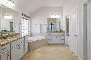 173 Santa Maria St, Georgetown, TX 78628 - Photo 26