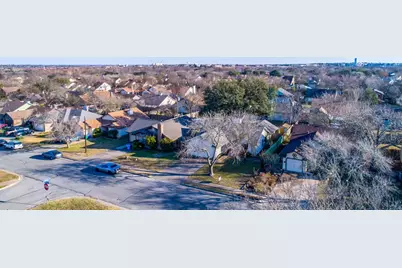 1101 Cresswell Drive, Pflugerville, TX 78660 - Photo 2
