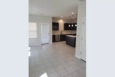 8308 Daisy Cutter Crossing, Georgetown, TX 78626 - Photo 4