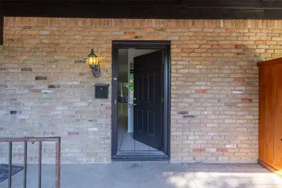 7200 Creekside Drive #C, Austin, TX 78752 - Photo 2