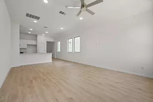 444 Lucky Ave, Elgin, TX 78621 - Photo 8