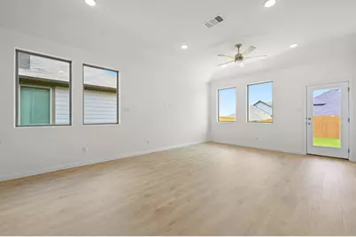 444 Lucky Avenue, Elgin, TX 78621 - Photo 6