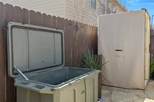 7400 S Glenn St, Austin, TX 78744 - Photo 26