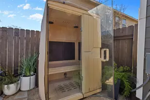 7400 S Glenn St, Austin, TX 78744 - Photo 26