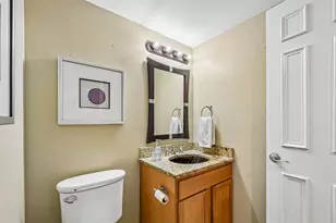 13109 Sinton Ln, Austin, TX 78729 - Photo 12