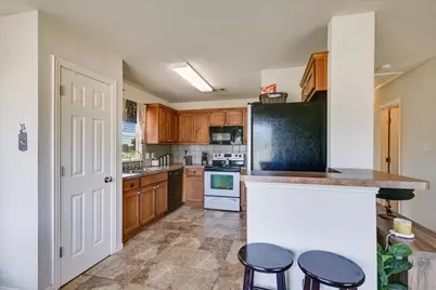 172 Round Up Drive, Liberty Hill, TX 78642 - Photo 14