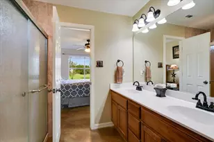 172 Round Up Dr, Liberty Hill, TX 78642 - Photo 18