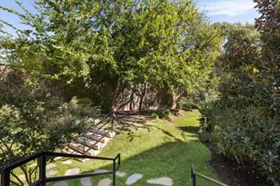 2300 Enfield Rd, Austin, TX 78703 - Photo 32