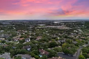 3 Crabapple Ct, The Hills, TX 78738 - Photo 32