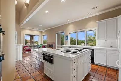 3 Crabapple Court, The Hills, TX 78738 - Photo 12