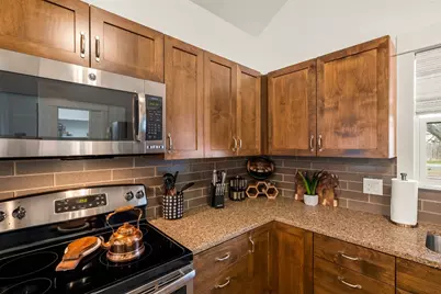 435 Hays Street, Dripping Springs, TX 78620 - Photo 32