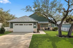 435 Hays St, Dripping Springs, TX 78620 - Photo 36