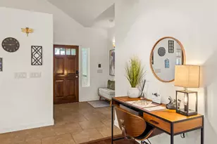 435 Hays St, Dripping Springs, TX 78620 - Photo 4